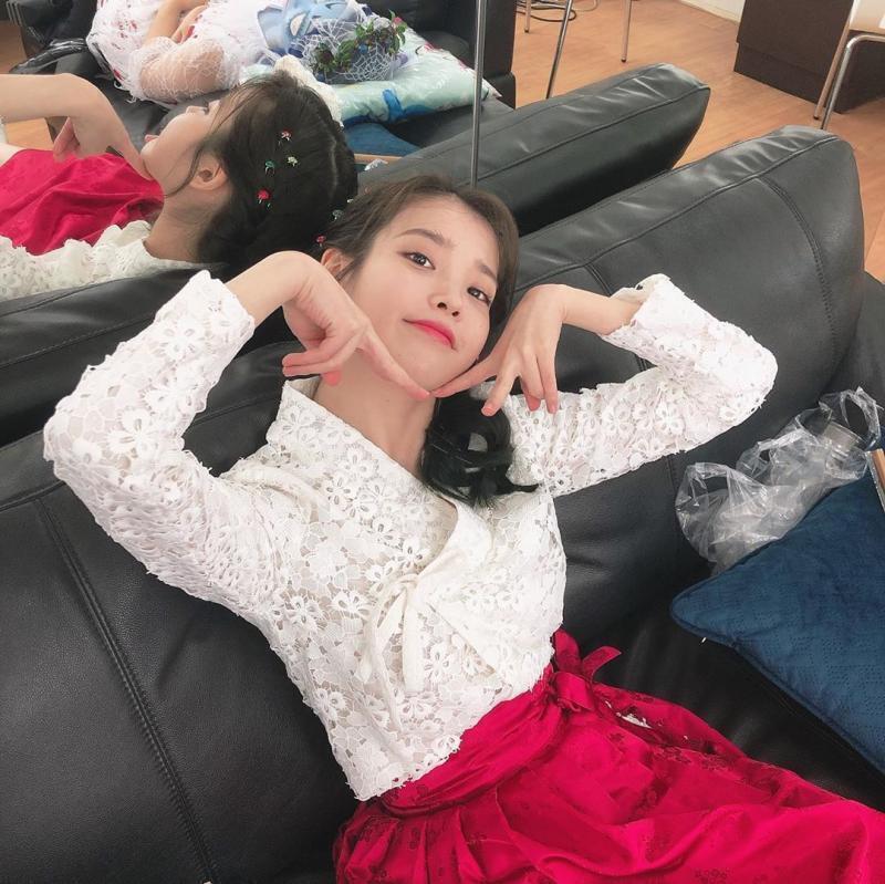 쨘