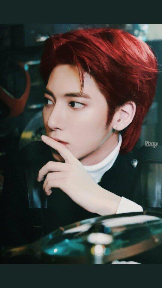 나 범규랑 태현이 ㅠㅠㅠㅠ 범규 내 입덕멤이자 최애인데 얘가 너무 귀엽고 장난끼 많은데 키 180이야.. 게다가 일에 대해서는 정말 진지하고 멋