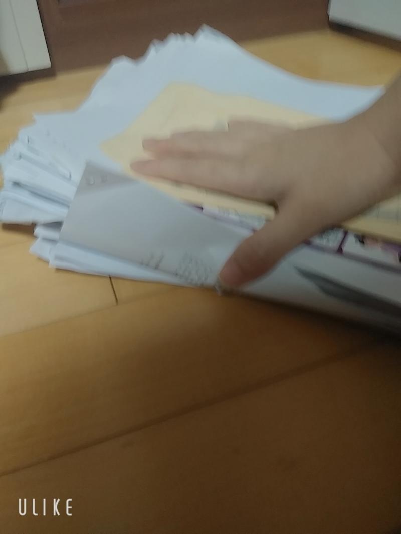그래도 얼마전에 학원 쌤들이 종이 버려주셔서 나름 양호하당
