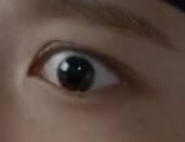 내 사진 아니고 배우 ㄱㅇㅈ눈인데 ㄱㅇㅈ도 어릴때부터 쌍꺼풀있는데 눈앞머리때문에 쌍수한거라고 많이 인터넷에 올라온다하더라고 내 눈이 진짜 비슷하