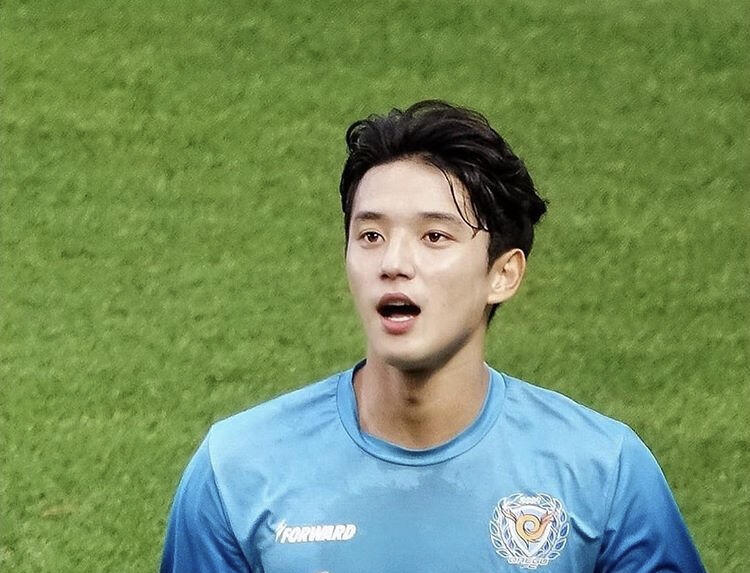 >>2 일단 한 장 받아가..