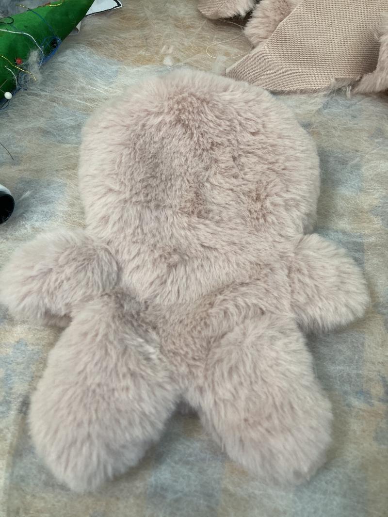 솜구멍으로 손을 넣어 뒤집고 모양을 펴줍니당