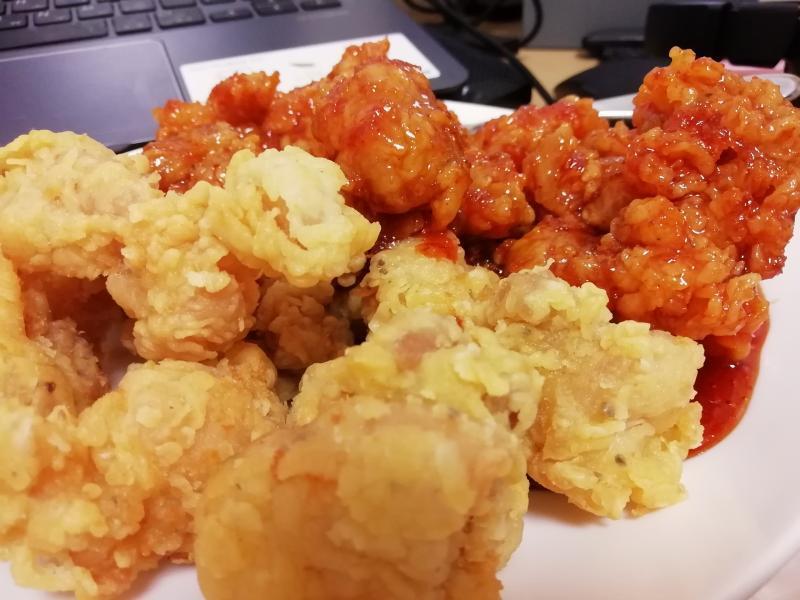 김밥이랑 유부초밥, 짜장면, 치킨!!! 외국에 있으니까 이런거 잘 못먹어서 결국 해먹었어ㅋㅋㅋㅋㅋㅋㅋ