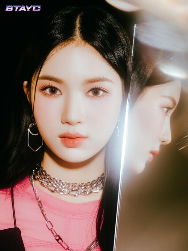 내 다이어트 자극짤... 스ㅡ테이씨 걸스~ 이스 고잉 다~웅 너무 비현실적으로 다들 예뻐... 내 또래라 더 자극 잘 됨 ㅠㅠ 마이 워너비...
