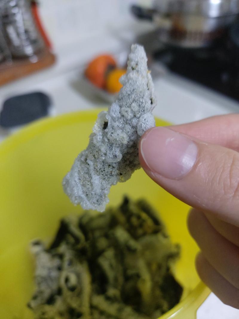 초코쿠키 김부각 반숙 계란밥 셋 다 맛있었지만 마지막이 뒤질듯이 맛있었어