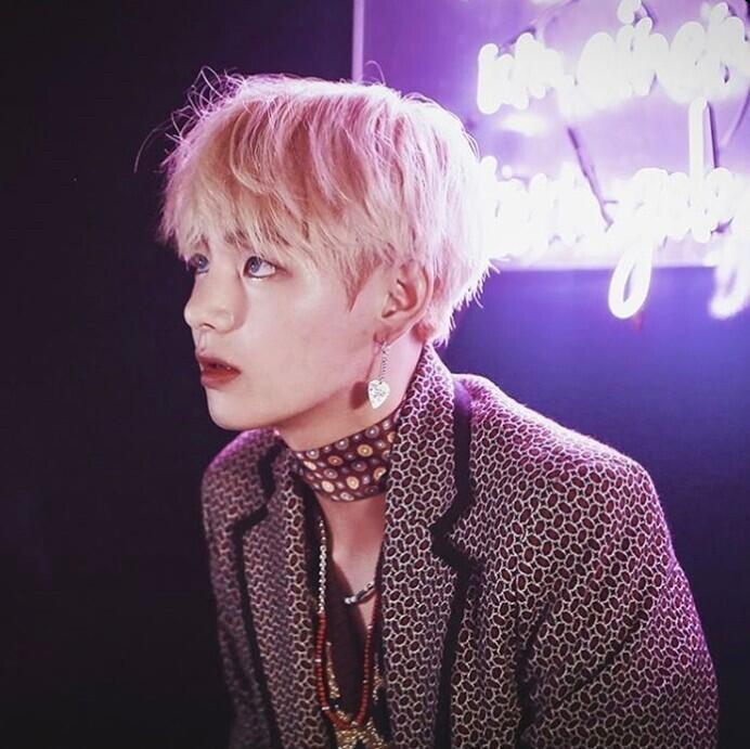 이거!!! 잊지 못해 자꾸 생각나 진짜 으아아아앙아ㅏㄱ!!!! 이런 컨셉 사랑함 진짜 누우우루웅 또 해줘 또 해달라고!!