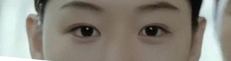 이거 내가 하고 싶은 눈이라고 들고갈 사진이야 이 중 뭐가 나은지 골리주라.. 근데 다 비슷한 느낌이긴 해
