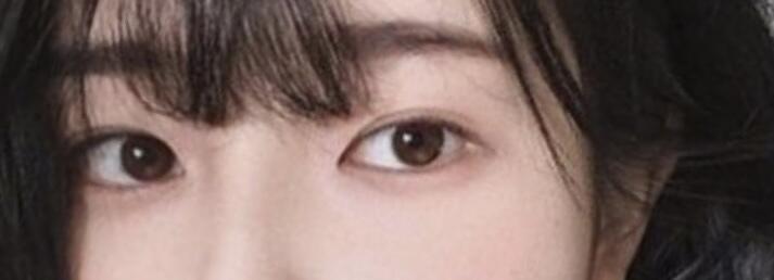 이거 내가 하고 싶은 눈이라고 들고갈 사진이야 이 중 뭐가 나은지 골리주라.. 근데 다 비슷한 느낌이긴 해