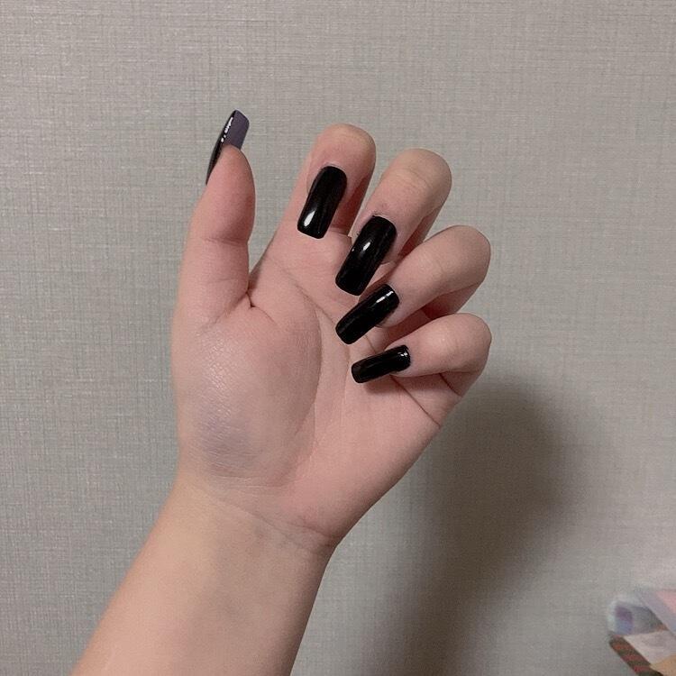 처음 팁으로 연장하고 검정 풀컬러 칠한 거
