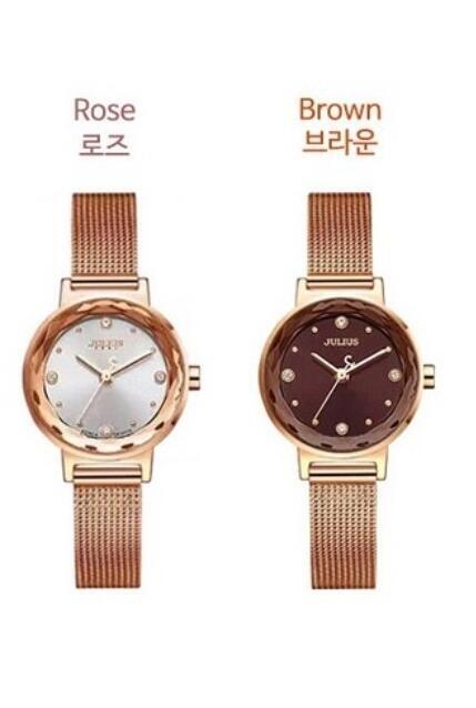 엄마한테 선물 할 생각인데 무슨 색이 괜찮은거 같아? 로즈가 무난하고 좋으려나