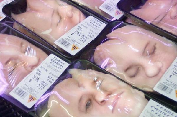 시발 이건 클릭주의 ㅋㅋㅋㅋㅋㅋ 사람을 냉동포장해서 파는 것 같음 꼭