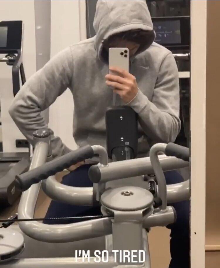일코용 프사 던지고 감니당 안녕히 주무세용