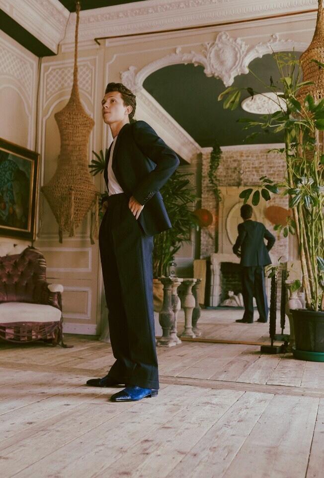 토미 키 작은데 이건 커보인다