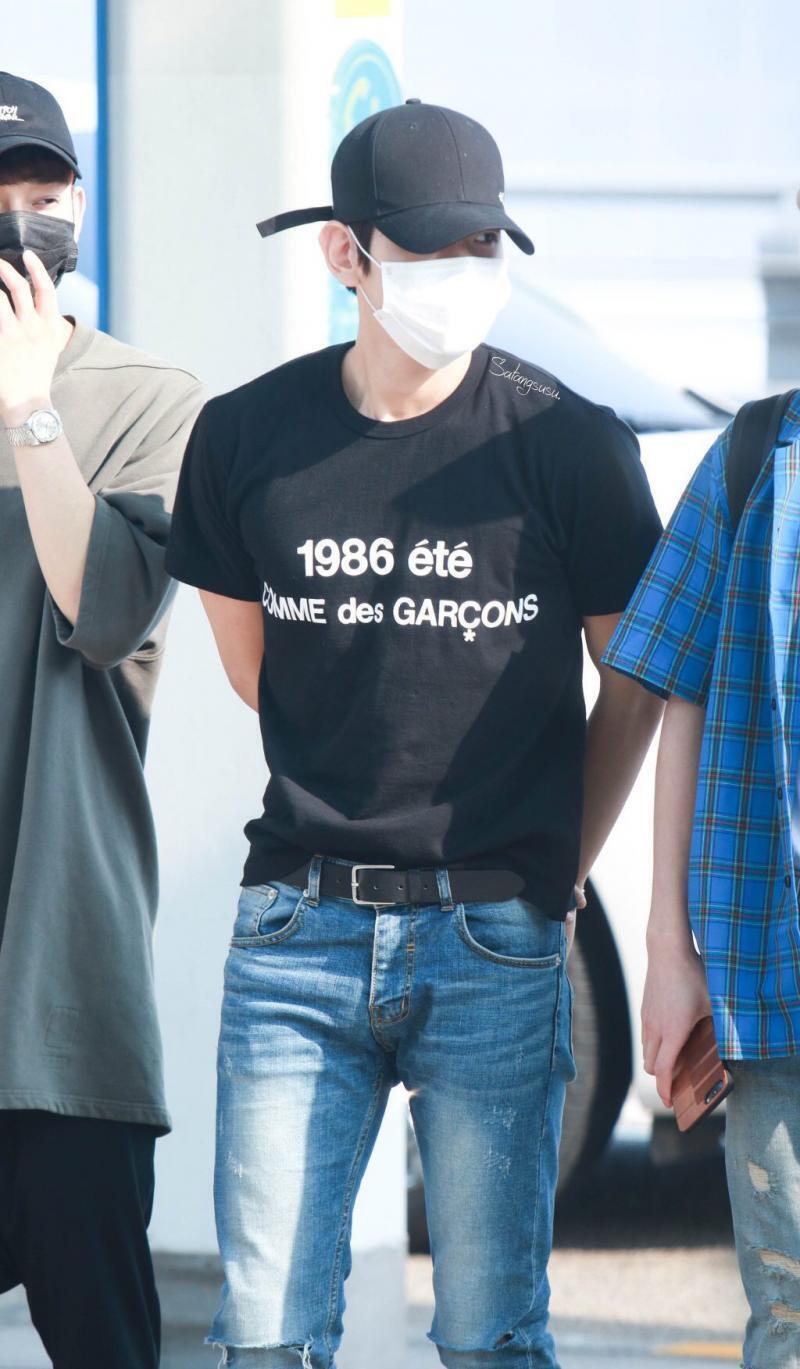 마지막으로 내 최애ㅠㅠㅠ엑소 변백현ㅠㅠ 까리하게 진짜 잘입어