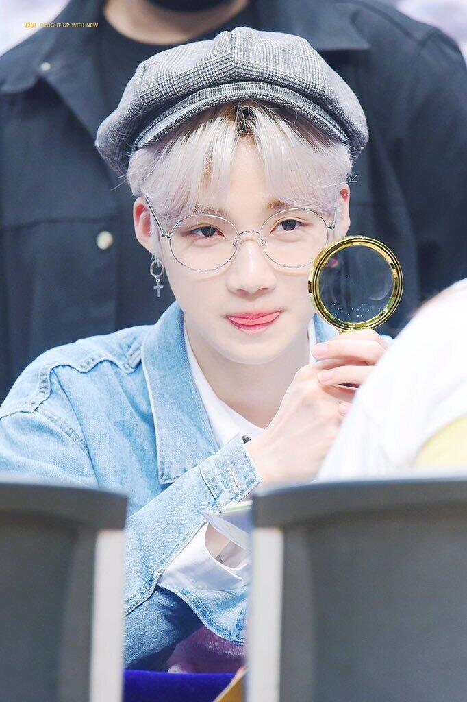 뉴