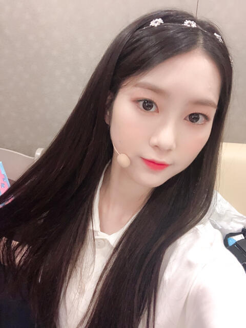 옴걸 지호 진짜 예쁜거같아
