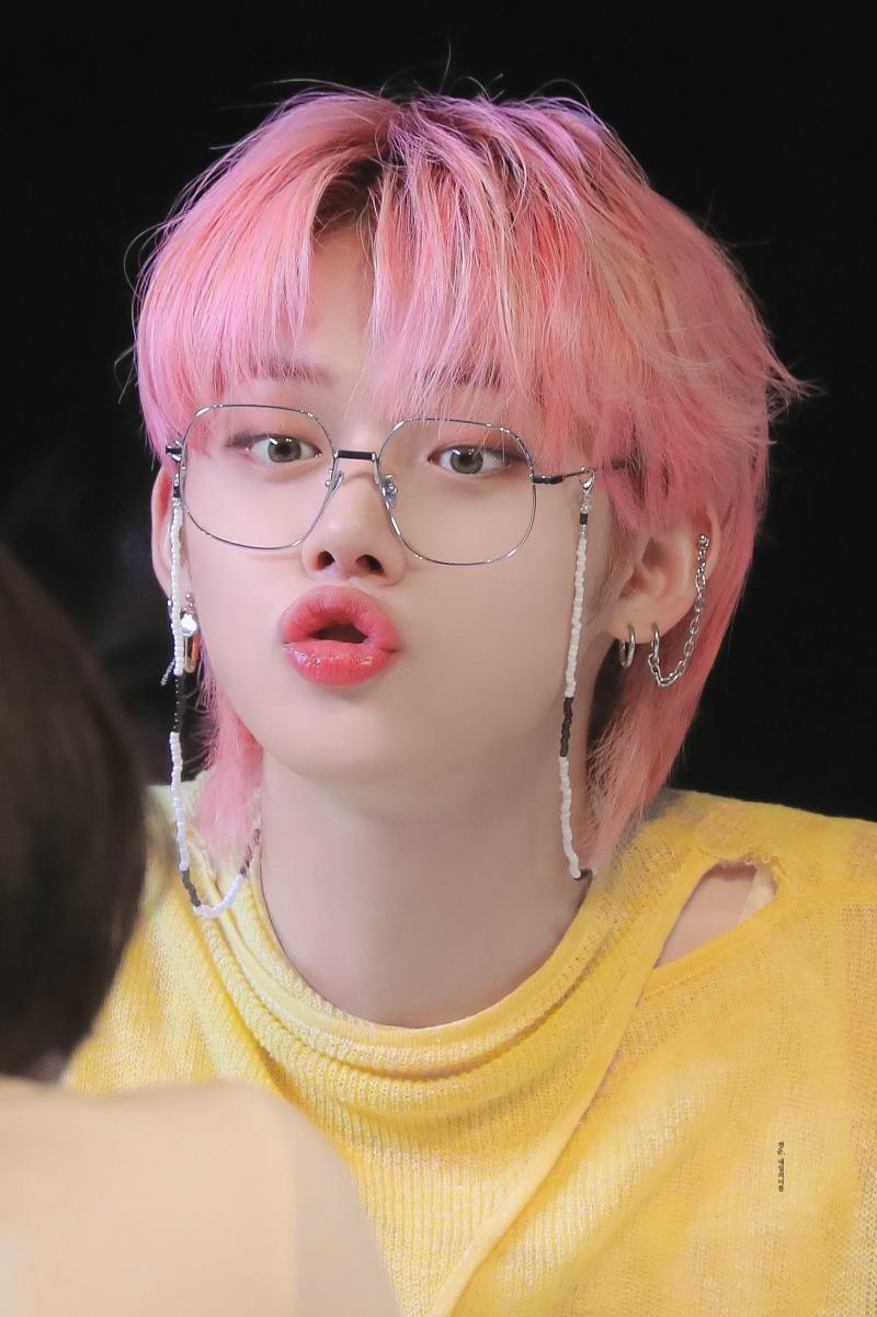 투모로우바이투게더 범규 연준,.,잘생겼다 kiyowo saranghae,,,