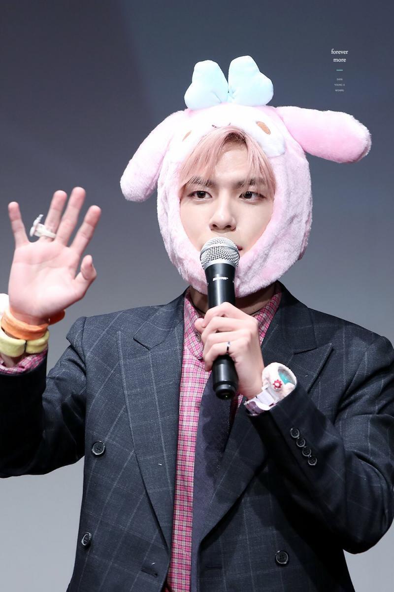 데이식스 원필 사람이 너무 선하고 참하고 순해... 움쪽