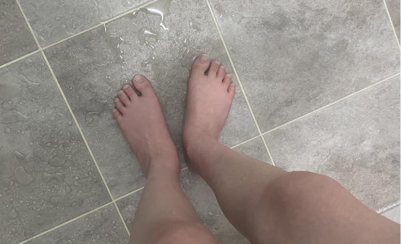 뭐야 머리카락은 무시해줘