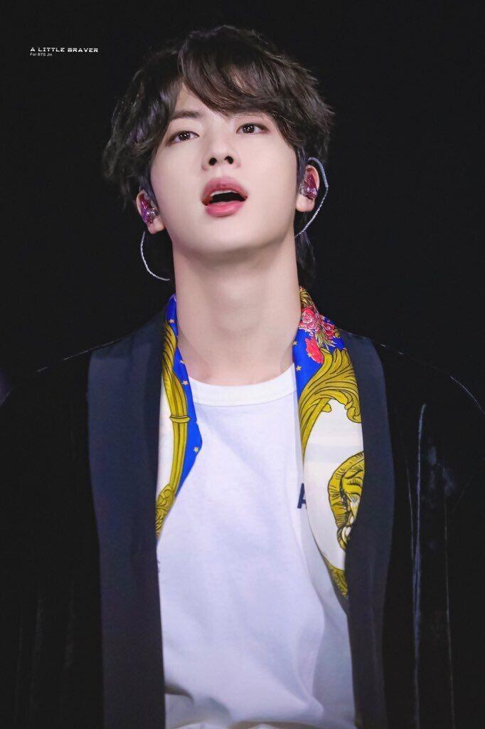 올해 서른 김석진,, 나이는 나만 먹는구나