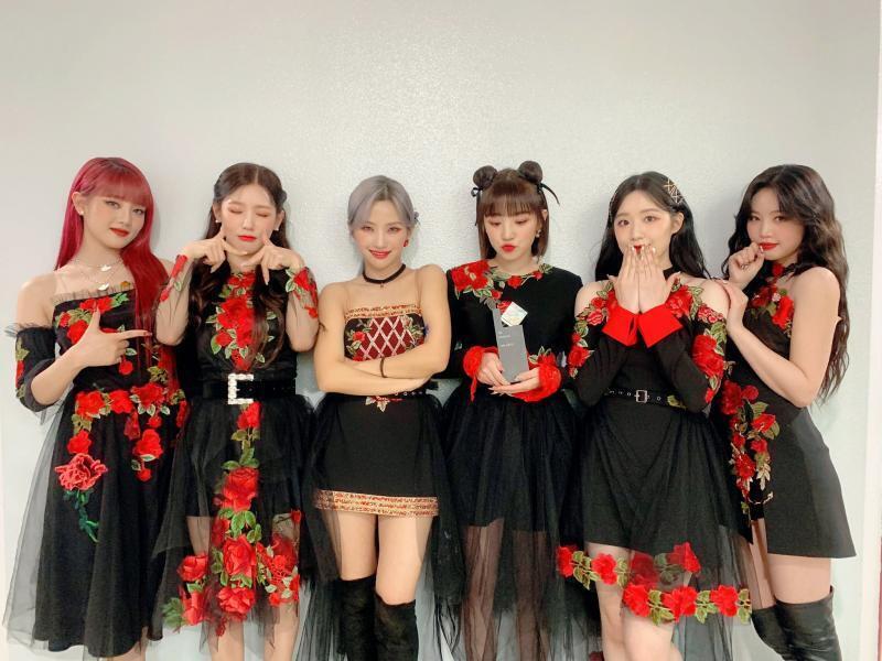 20210124 인기가요 (1위) 20210126 더쇼 (1위)