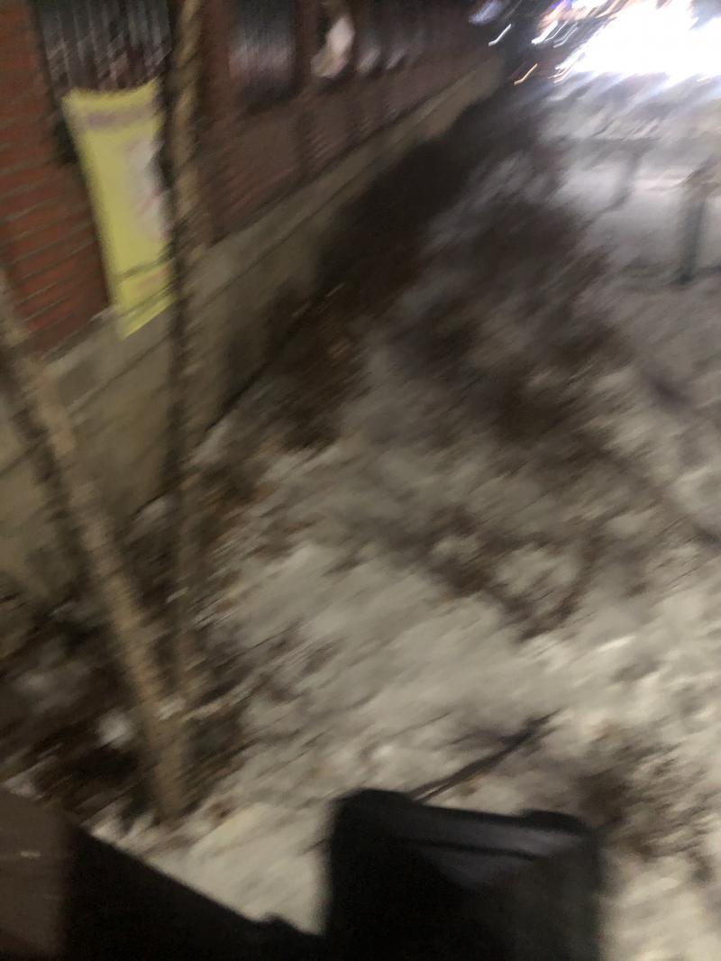 우오ㅓ저기 두개가 학원 끝나고 찍은거고 마지막 멀쩡한 하나가 가기 전에 찍은거야