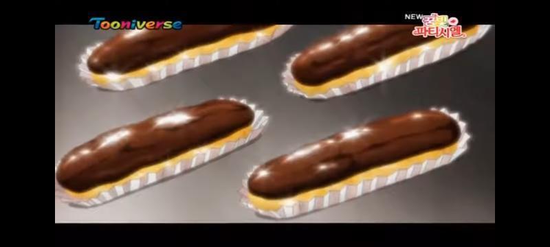 10화는 딸기가 삼촌네 케이크 가게에서 동생인 다래랑 같이 케이크를 만드는 내용이야. 순서대로 딸기 타르트, 치즈 케이크, 에클레어야!