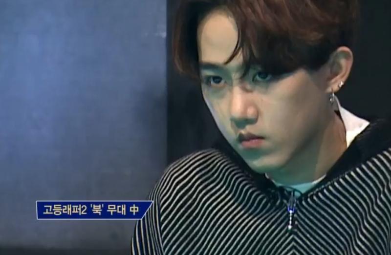 야깔콘좌 표정굳는거 볼때마다 북 ptsd걸릴것같음 착장은 레전드였는데 러프라기엔 성의없다...가르마 반대로 타버림..에효븅신 내가 머 제대로 하