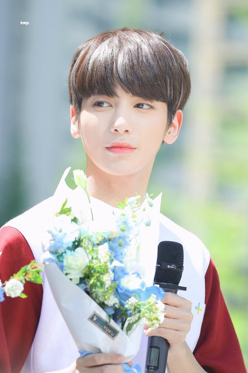 투모로우바이투게더 태현 연준 휴닝카이