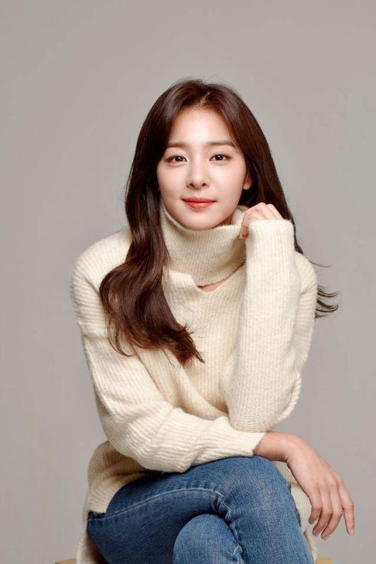 짝녀 재수한다고 하는데.... 수능끝나고 연락해야지... 존버 1년 더 한다....