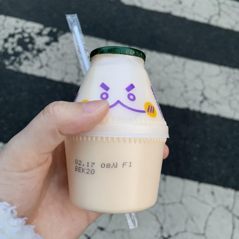 바나나우유 냠냠굿... 그리고 영자님이 내 스레에 달아주신 레스