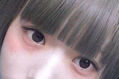 >>18 그리고 눈사진들인데 첫번째 사진은 사사키 노조미 눈이고 두번채는 아노 사진인데 스레주가 보기엔내눈엔 어떤게 나을거 같애? 아님 저둘 합