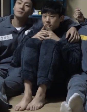 >>10 스트레스는 원래 미인을 봐야 풀리는거지ㅠㅠㅠㅠ (분명 스레주의 일을 뺏는것걑지만 말리기 전까지 사진을 들고올 예정)