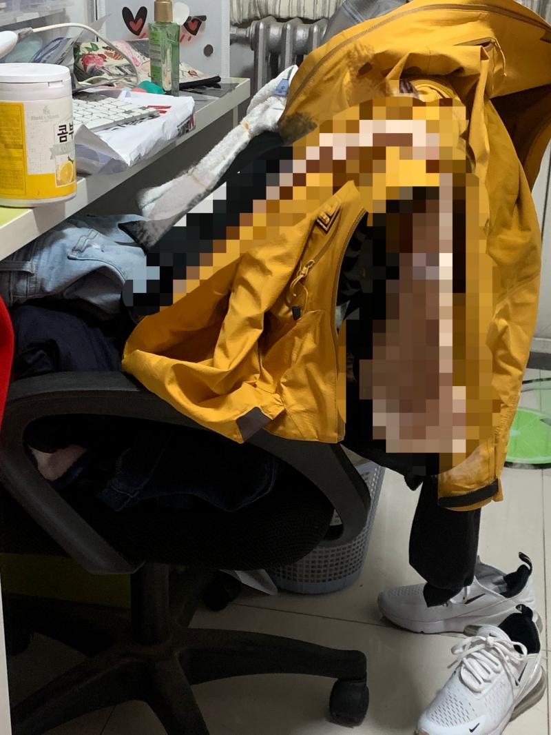 나는 아무 생각이 없다 왜냐면 아무 생각이 없기 때문이다