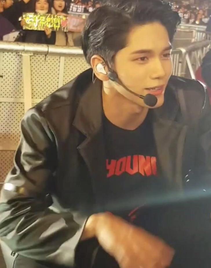 ㅎㅎ 잘생긴 폰카 옹성우