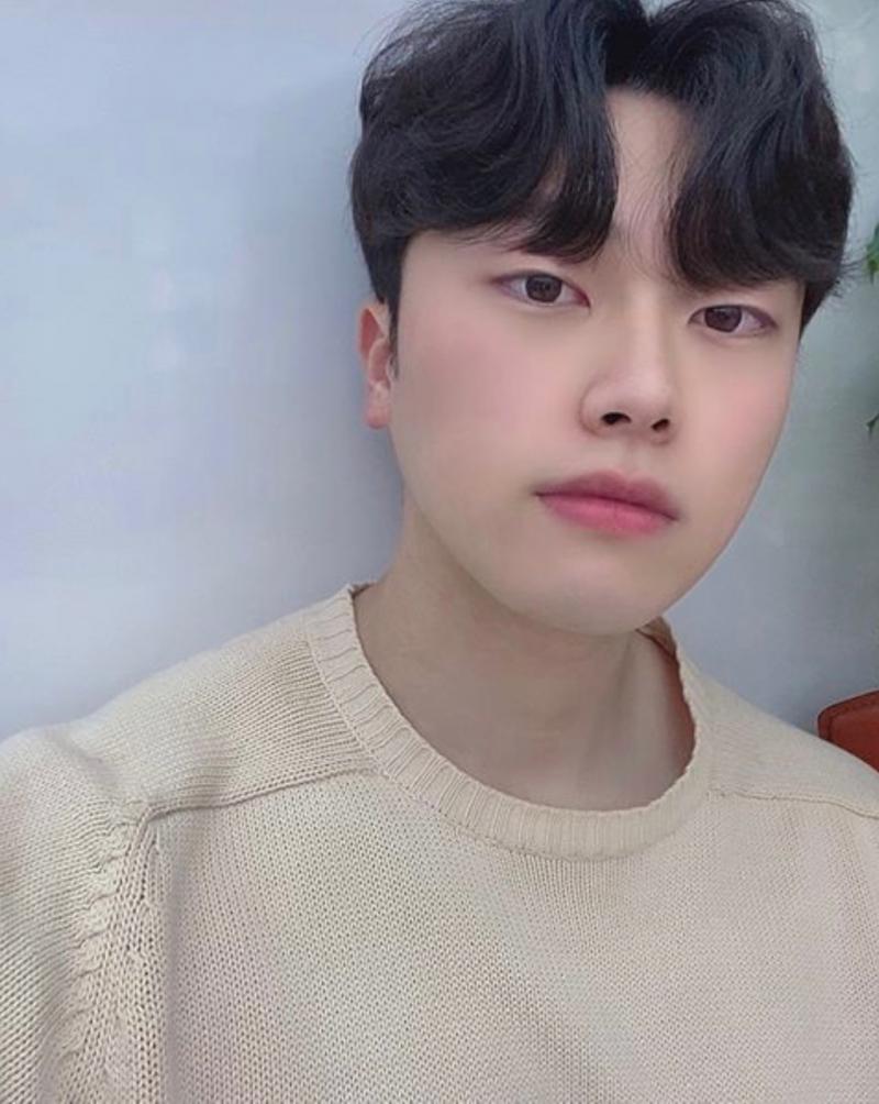 내가 이 사진을 올렷었나??? 아무튼 잘생겼으니까 그냥 봐....