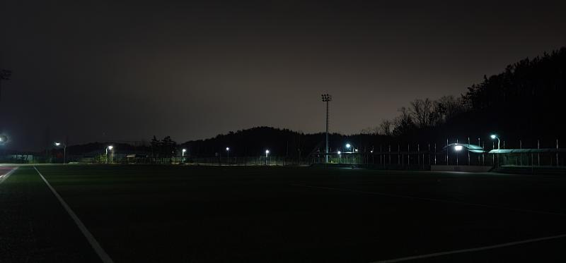 최근에 찍은 운동장 사진