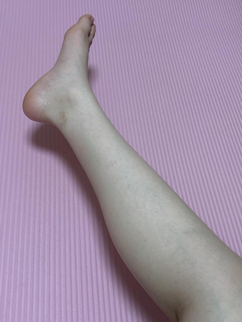 몰랑몰랑하고 밀면 흔들거림ㅋㅋㅋㅋ..누르면 쏙 들어가 이거 어캐 빼냐 너무 보기 흉해..