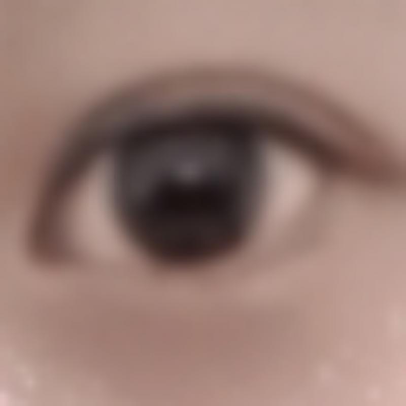 나 진짜로 눈에 아무것도 안 했는데 2년 사이에 이렇게 됐어. 단계별로 보면! (원래 어렸을 때는 지금처럼 진했음. 다시 생겼다)