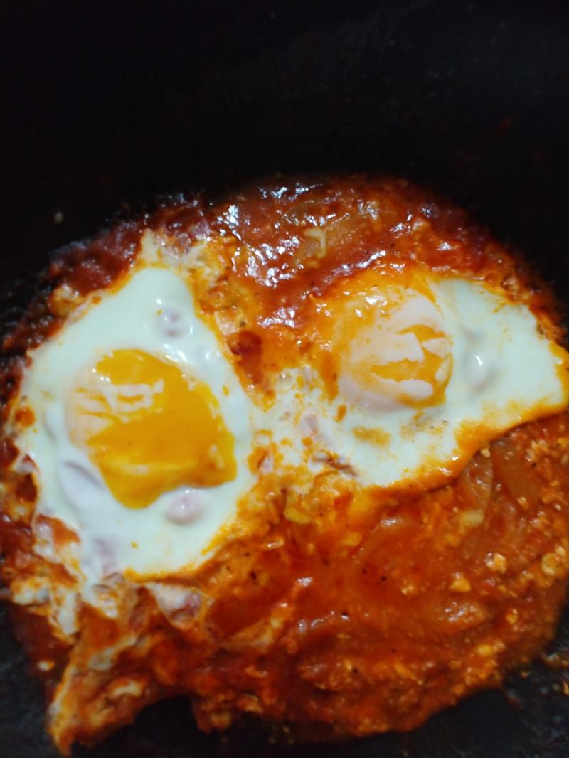 처음 해본 샥슈카 (에그인헬) 맛은 괜찮은편