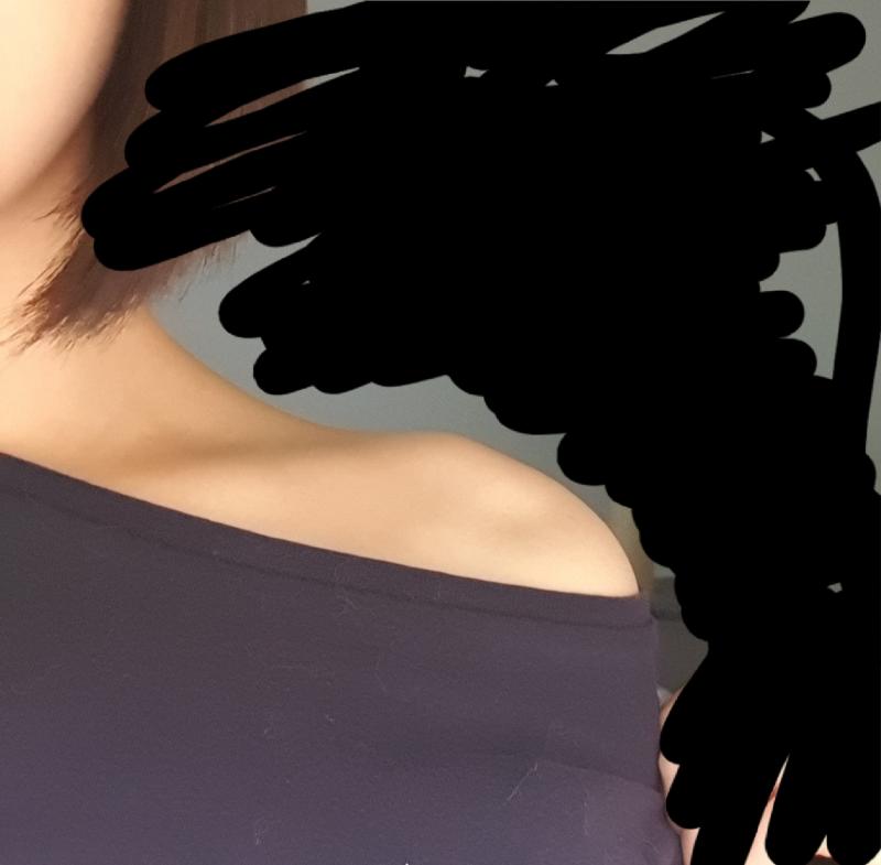 그냥... 자랑하고싶었어... 사실 자랑할 게 어깨밖에 없어....