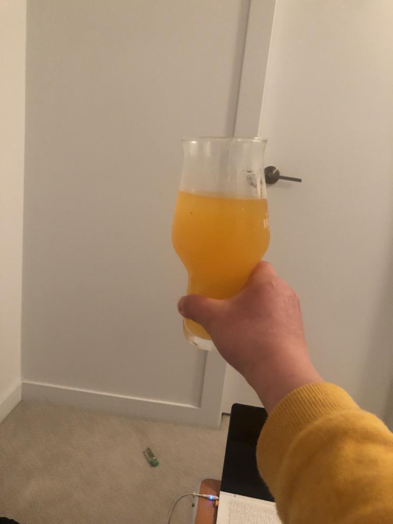 레주부터 이거... 절대 먹지마라 파파야?같은 그런 맛인데 소다 섞인 좀 음... 호불호 없이 누구나 불호일것같은 그런 맛이야