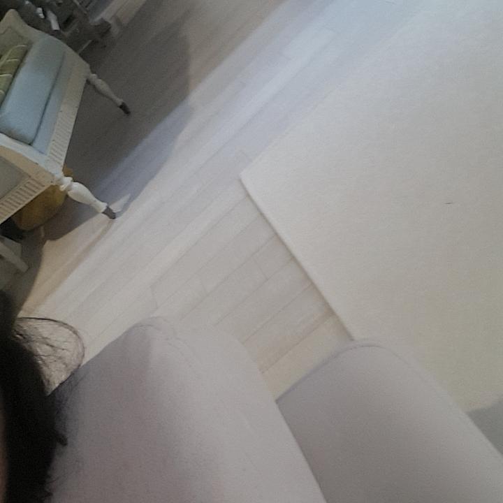 나는 대화할 때 쓸데없이 사진 보내는 사람이 젤 싫더라. 굳이 필요한 것도 아닌데 나 지금 ~~하는중! 하고 사진 찍어 보내는 건 ㄹㅇ 뭐 하자