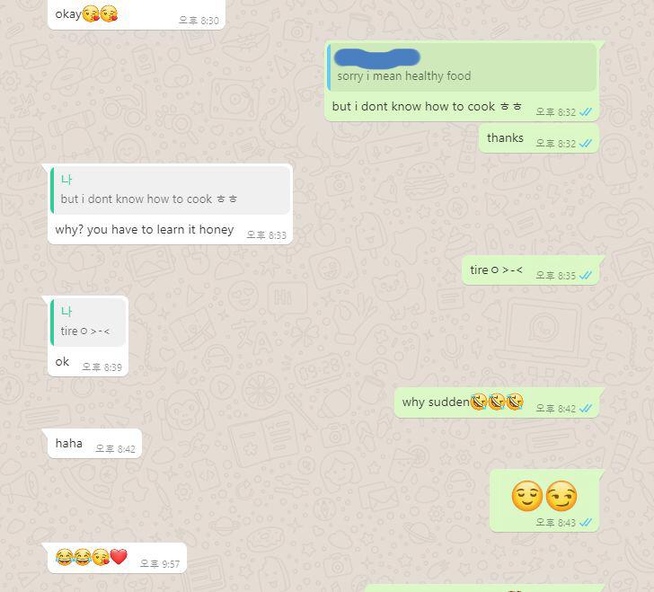 레주옴 스레 까먹고잇엇다 쟤 로맨스스캠 맞고 스레싸기전부터 아무리생각해도 잘생긴+백인+사회적지위+돈많음이 초면에 옐로우몽키 예쁘지도 않은 백수년