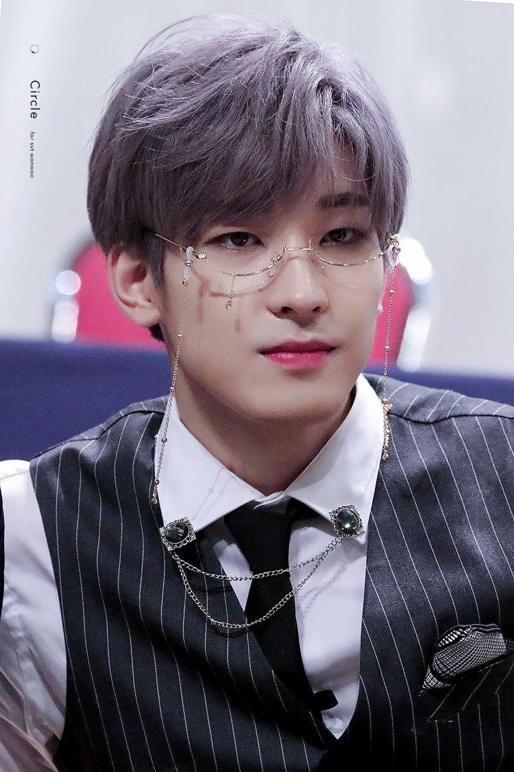 제가 또 전원우 안경에 미치는 사람이거든요