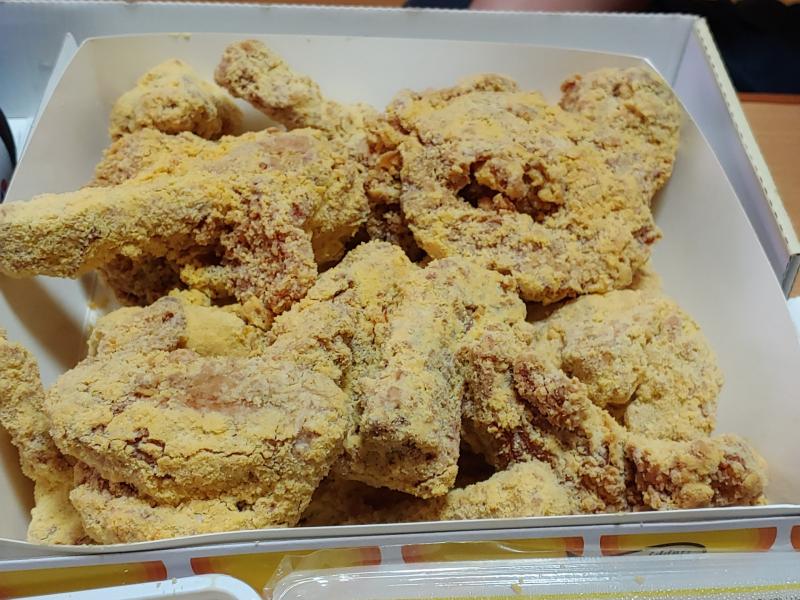 >>41 >>42 >>43 그러니깐ㅠ 처음에는 살 진짜 많았는데 대신 스노윙치킨 먹는 중