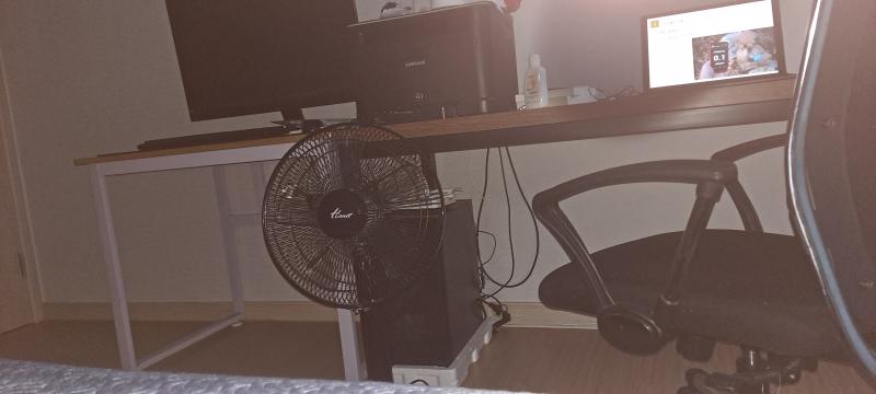 과제하다 눕고 강의보다 눕고 앉고 눕고 밥 먹고 화장실가고 인생