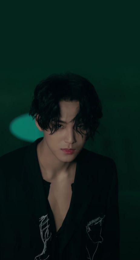 별안간 김민규도 한 장