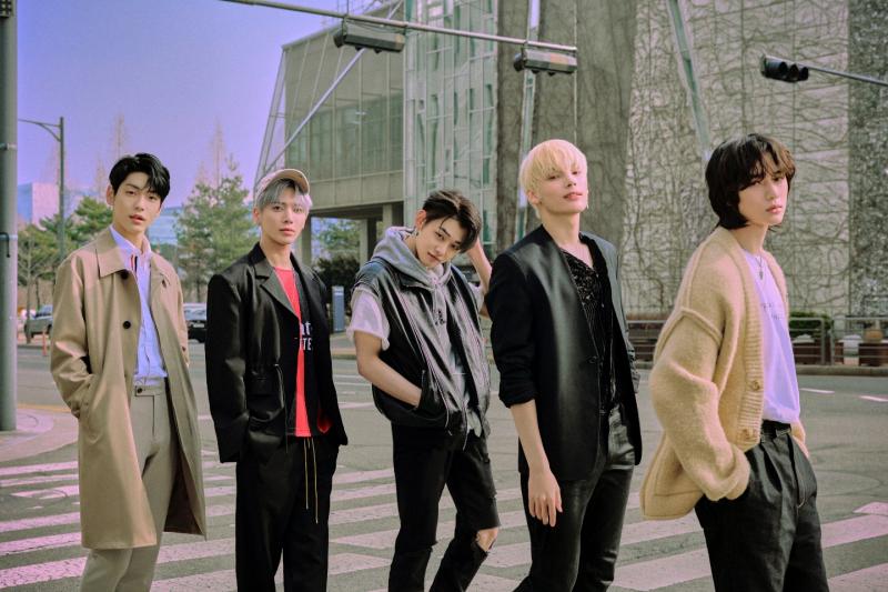 5월 31일 월요일 Tomorrow X together 두번째 정규 앨범 ❄「FREEZE」❄ 많관부~❄