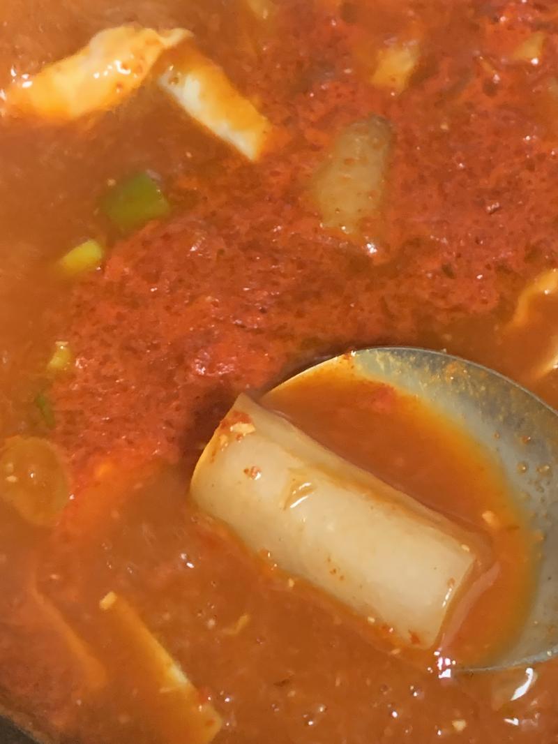 라이스페이퍼 떡볶이 만드는즁